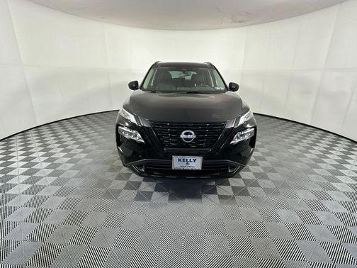 Super Black 2023 Nissan Rogue SV