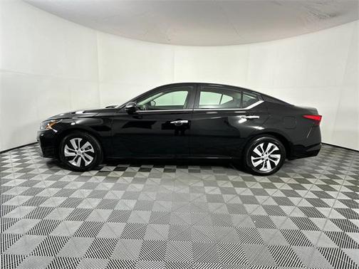 2025 Nissan Altima S FWD