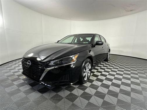 2025 Nissan Altima S FWD