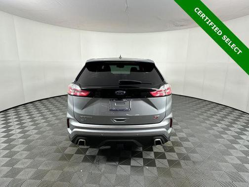 Silver Metallic 2020 Ford Edge ST