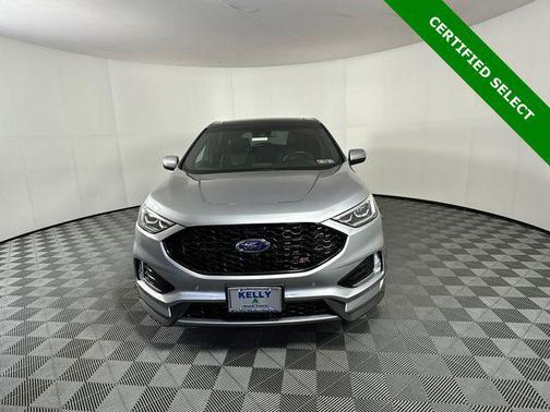 Silver Metallic 2020 Ford Edge ST