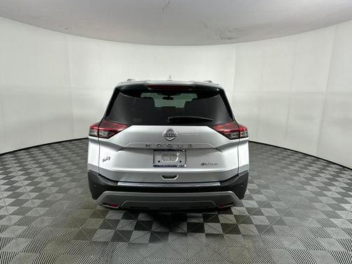 Brilliant Silver Metallic 2023 Nissan Rogue SV