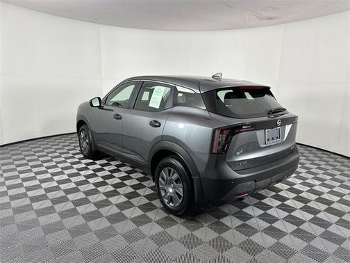 2025 Nissan Kicks S