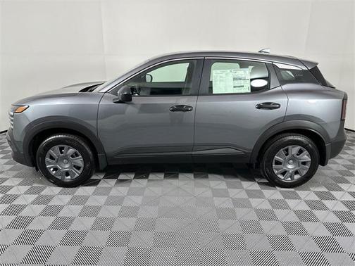 2025 Nissan Kicks S