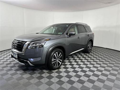 2025 Nissan Pathfinder Platinum 4WD