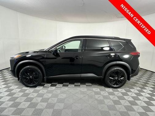 Super Black 2023 Nissan Rogue SV
