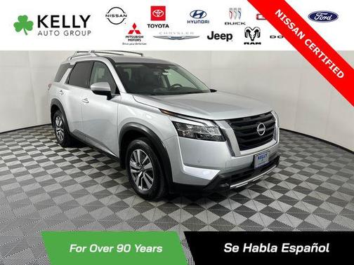 2023 Nissan Pathfinder SL 4WD