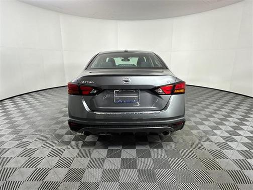 2020 Nissan Altima 2.5 SV