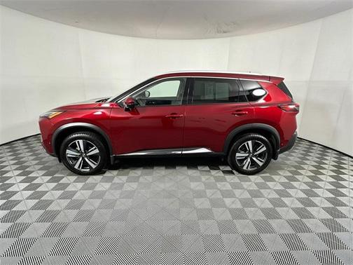 2022 Nissan Rogue Platinum