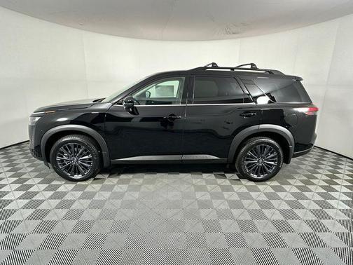 Super Black 2026 Nissan Pathfinder SL