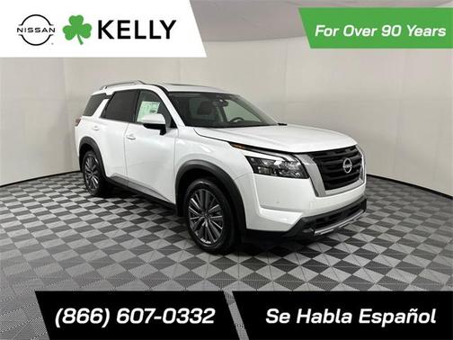 2025 Nissan Pathfinder SL 4WD