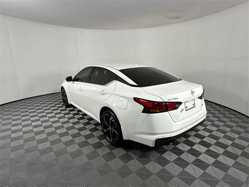 2025 Nissan Altima SR AWD