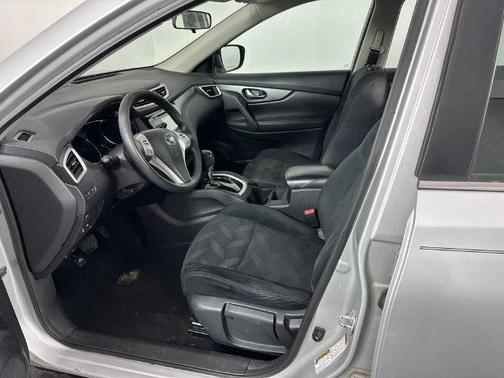 Brilliant Silver 2016 Nissan Rogue S