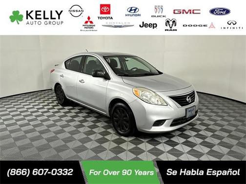 2014 Nissan Versa 1.6 SV