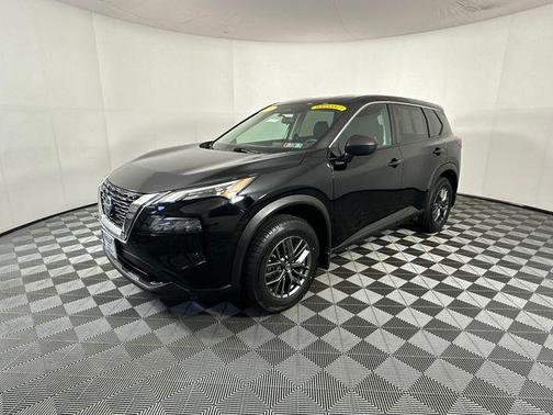 Super Black 2021 Nissan Rogue S
