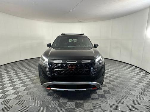 Super Black 2026 Nissan Pathfinder Rock Creek