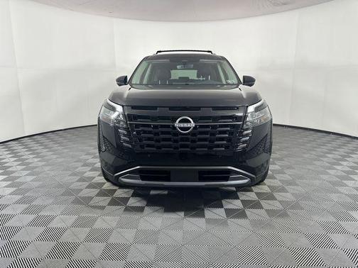 Super Black 2026 Nissan Pathfinder SL