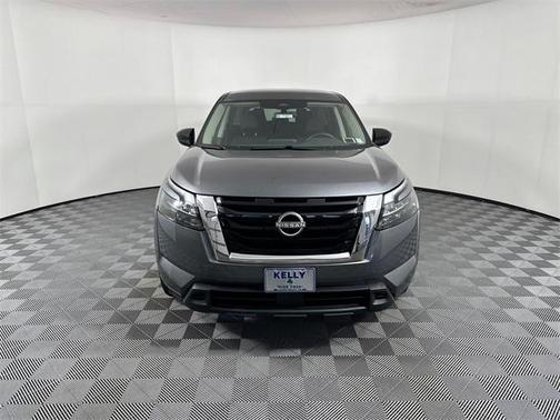 2024 Nissan Pathfinder S 4WD