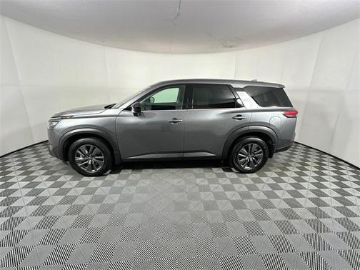 2024 Nissan Pathfinder S 4WD