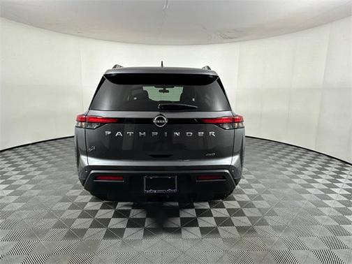 2025 Nissan Pathfinder SV 4WD