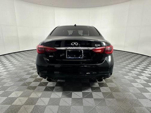 Black Obsidian 2018 INFINITI Q50 2.0t LUXE