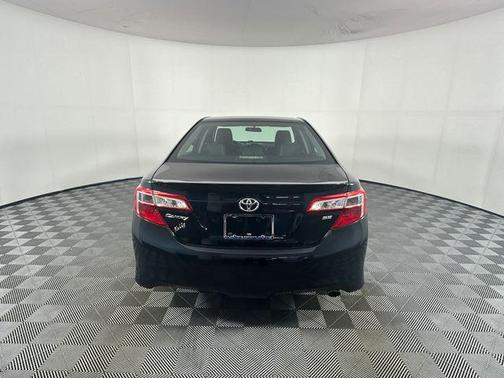 Cosmic Gray Mica 2014 Toyota Camry SE