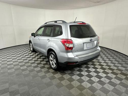 Ice Silver Metallic 2015 Subaru Forester 2.5i Premium