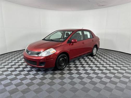 2010 Nissan Versa 1.8 S
