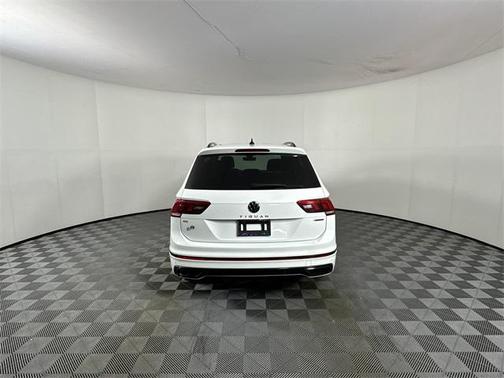 2022 Volkswagen Tiguan 2.0T SE R-Line Black 4MOTION