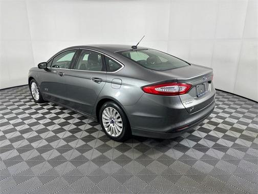 2014 Ford Fusion Energi SE Luxury