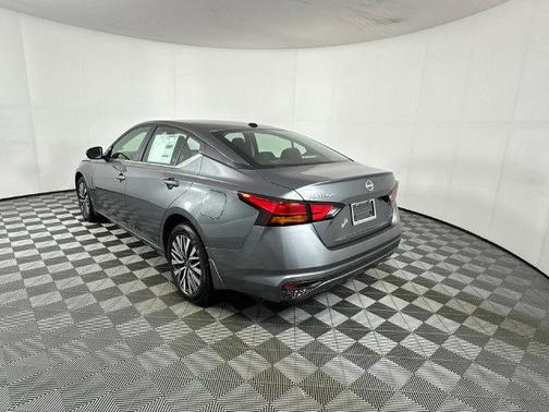 Gun Metallic 2026 Nissan Altima 2.5 SV