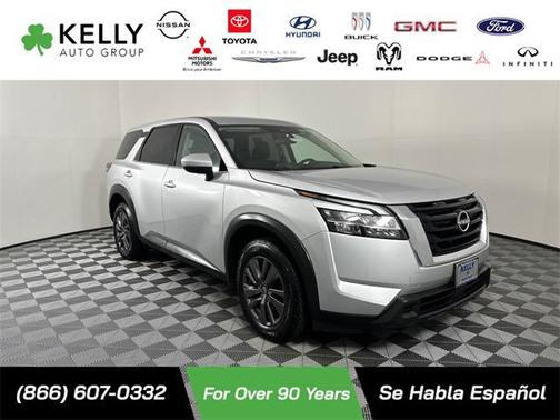 2022 Nissan Pathfinder S 4WD