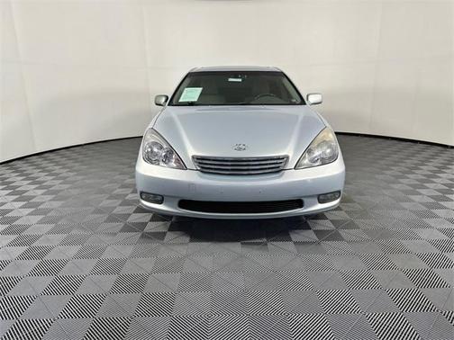 2004 Lexus ES 330 Base
