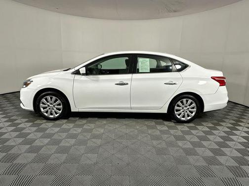 Fresh Powder 2017 Nissan Sentra SV