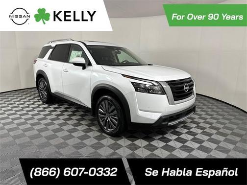 2025 Nissan Pathfinder SL 4WD