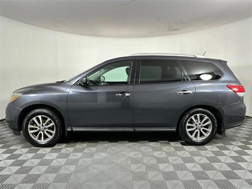 2013 Nissan Pathfinder SV