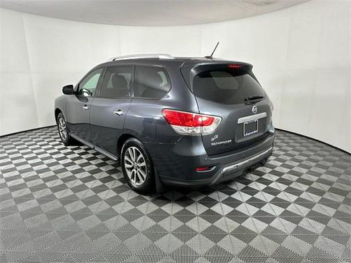 2013 Nissan Pathfinder SV