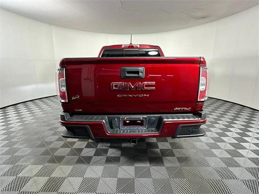 2022 GMC Canyon AT4