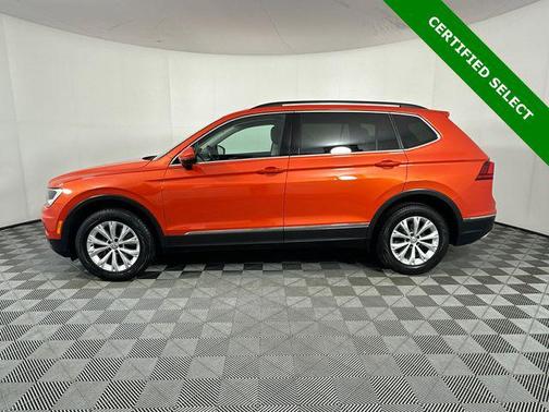 Orange Metallic 2018 Volkswagen Tiguan 2.0T SE 4MOTION