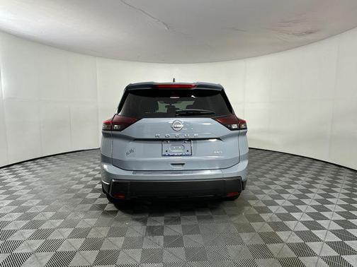 Boulder Gray Pearl 2026 Nissan Rogue SV