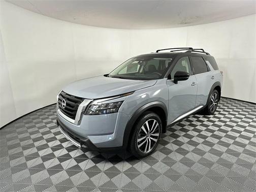 2025 Nissan Pathfinder Platinum 4WD