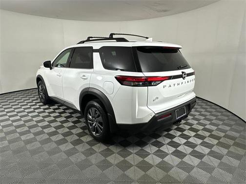 2025 Nissan Pathfinder SV 4WD