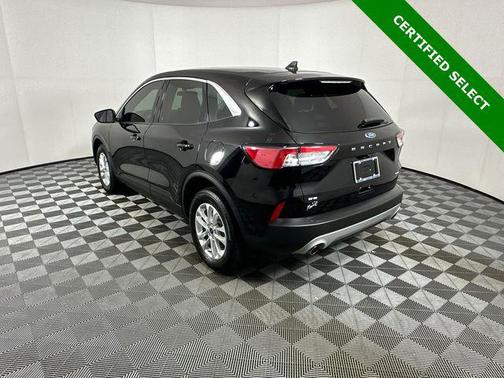 Agate Black Metallic 2022 Ford Escape SE