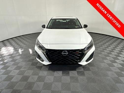 Pearl White Tricoat 2024 Nissan Altima SR FWD