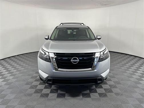 2025 Nissan Pathfinder SV 4WD
