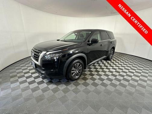 Super Black 2024 Nissan Pathfinder S 4WD