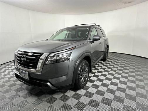 2024 Nissan Pathfinder SV 4WD