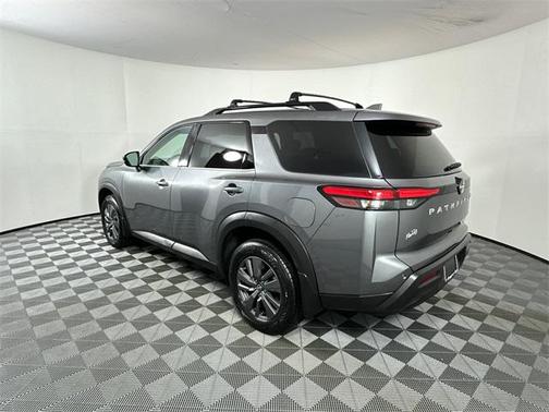 2024 Nissan Pathfinder SV 4WD