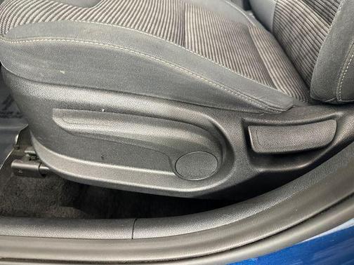 Deep Cerulean 2019 Kia Niro LX