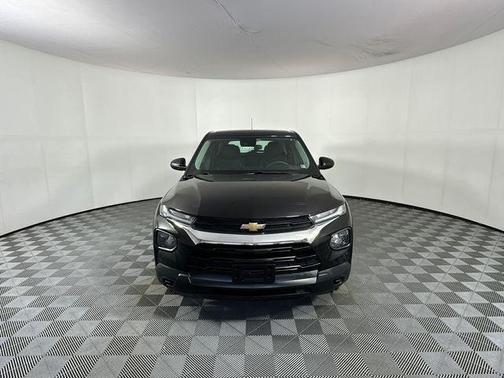 Mosaic Black Metallic 2021 Chevrolet Trailblazer LS